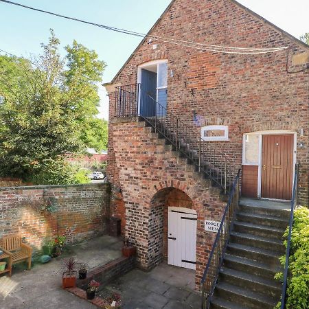 2 Rodgers Mews Apartment Malton Exterior foto